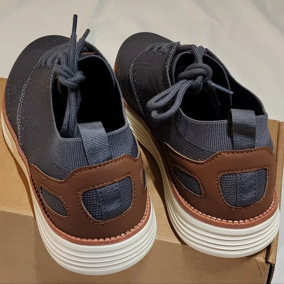 BOGO $2 Men's Gray Casual Shoes 9.5 NIB - Picture 7 of 13